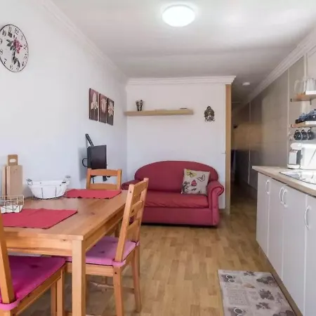 Beautiful Holiday In Arona With Private Terrace Vakantiehuis Arona (Tenerife)