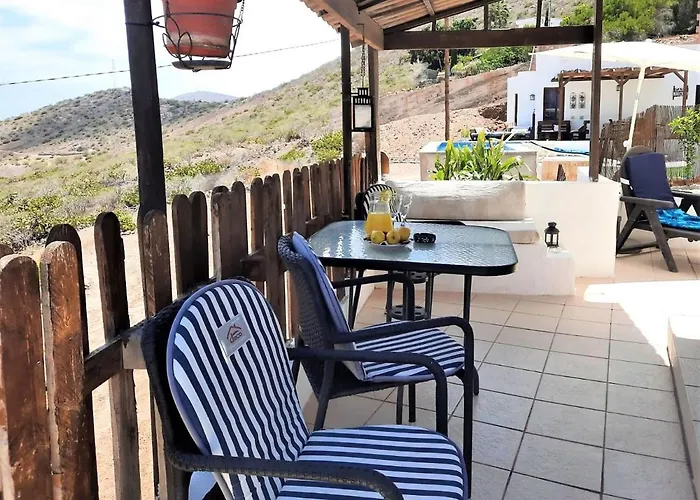 Сasa de vacaciones Beautiful Holiday In Arona With Private Terrace