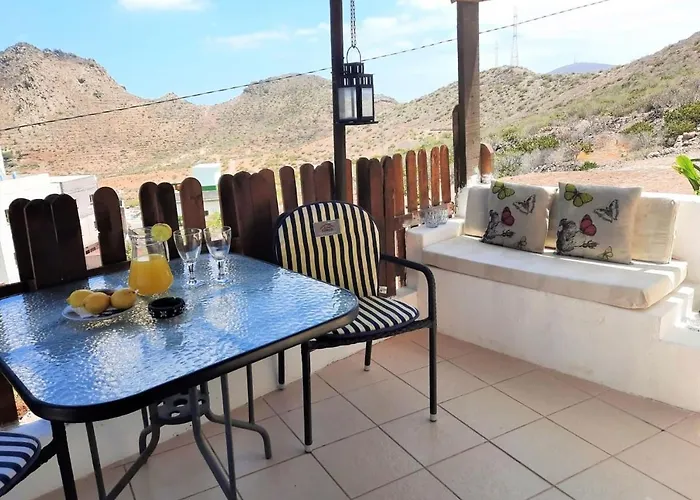 Сasa de vacaciones Beautiful Holiday In Arona With Private Terrace *