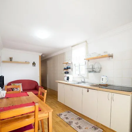 Prázdninový dům Beautiful Holiday In Arona With Private Terrace