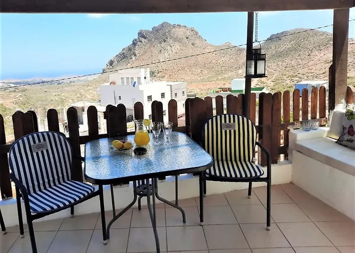 Semesterbostad Beautiful Holiday In Arona With Private Terrace