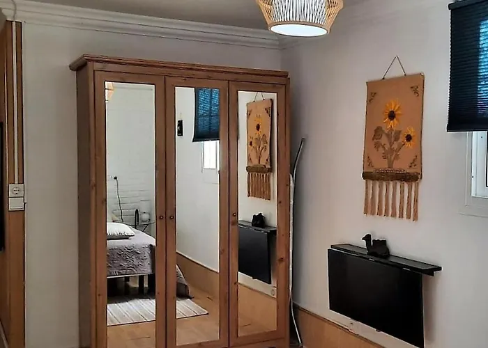 Semesterbostad Beautiful Holiday In Arona With Private Terrace